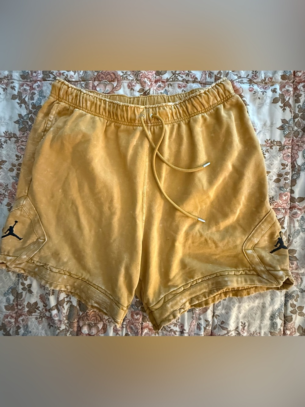 Jordan Men's Mustard Yellow Drew Fit Fleece Athletic Shorts